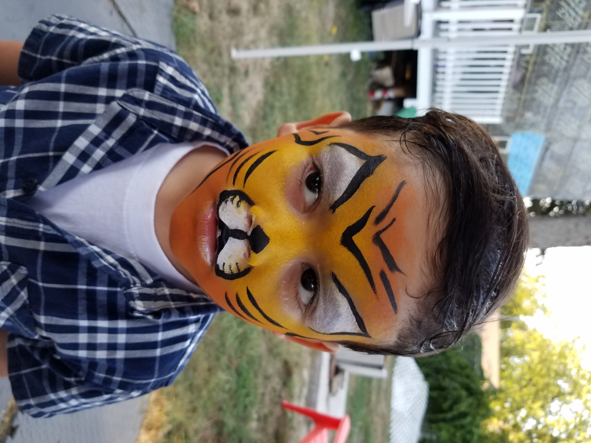 Face Painting & Balloon Twisting in NH Kaleidoscope Art + Entertainment